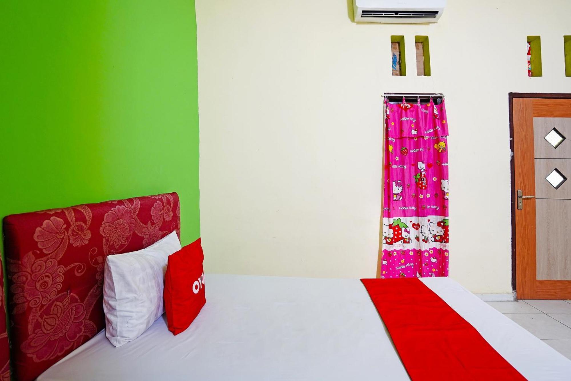 Oyo 91583 D'Cost Green Syariah 수라바야 외부 사진